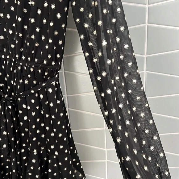 City Studio size large black dress with gold polka dots, sheet sleeves - Picture 2 of 3